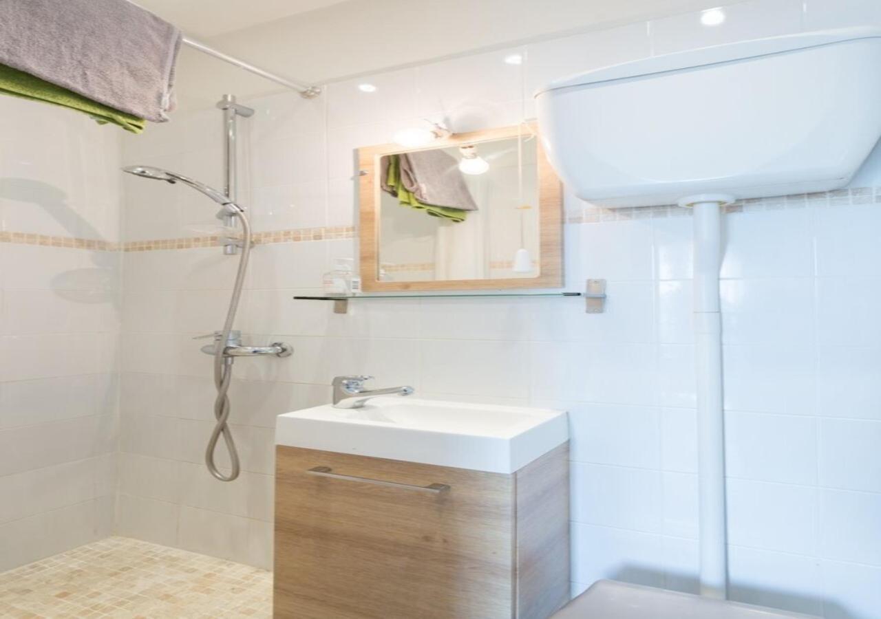 Studio Meuble Жантії Екстер'єр фото
